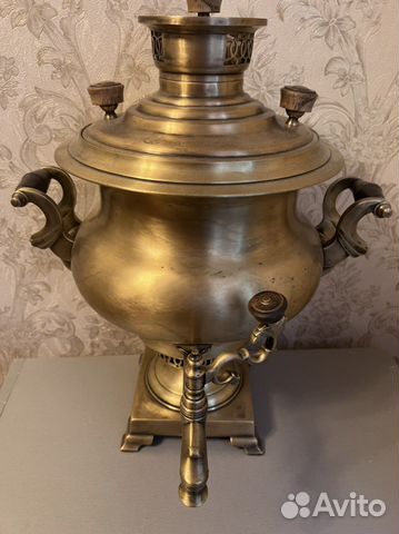 Антикварный дровяной самовар