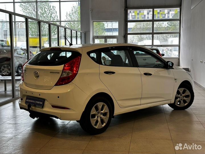 Hyundai Solaris 1.6 AT, 2014, 49 267 км