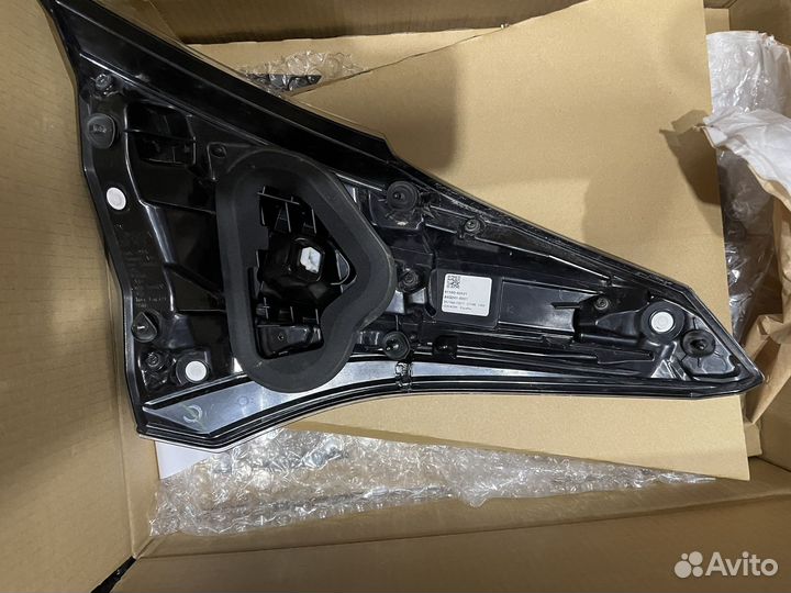 Задний фонарь Toyota rav4 ca 40