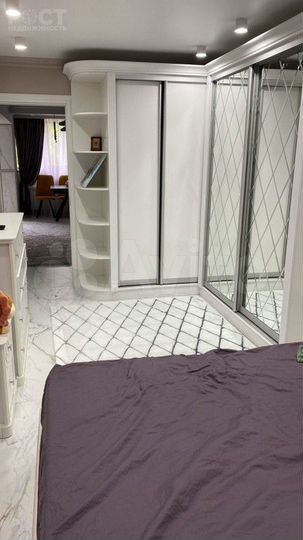 2-к. квартира, 56 м², 2/5 эт.