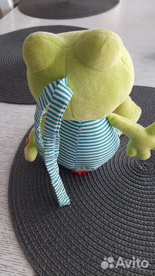 Подвесная музыкальная игрушка Лягушонок