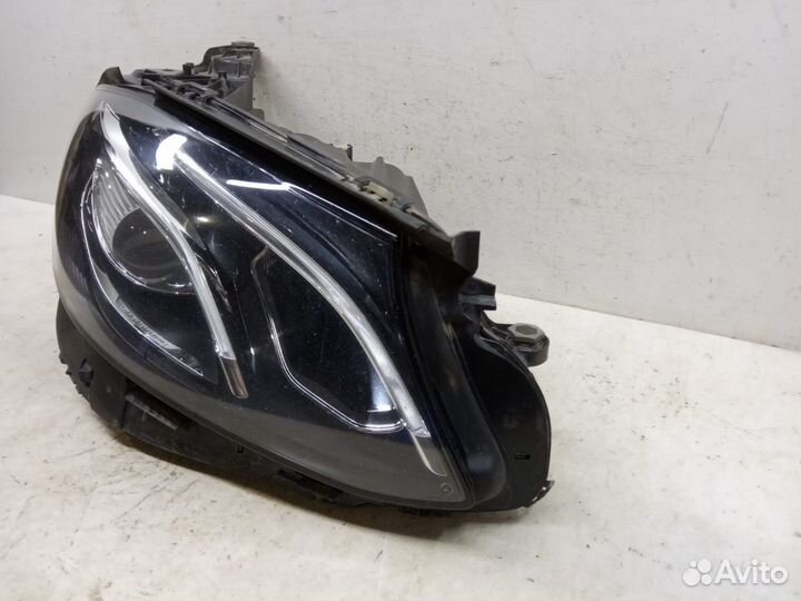 Фара правая Mercedes-Benz E-Class W213 2016