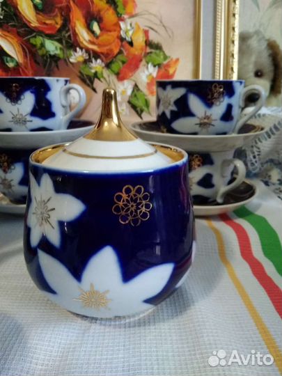 Кобальтовый чайный сервиз из 70 годов