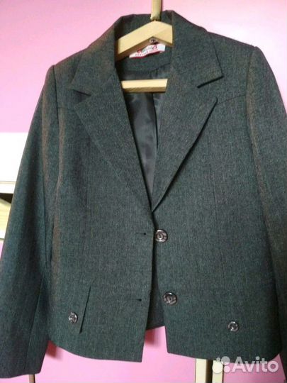 Новый школьный пиджак