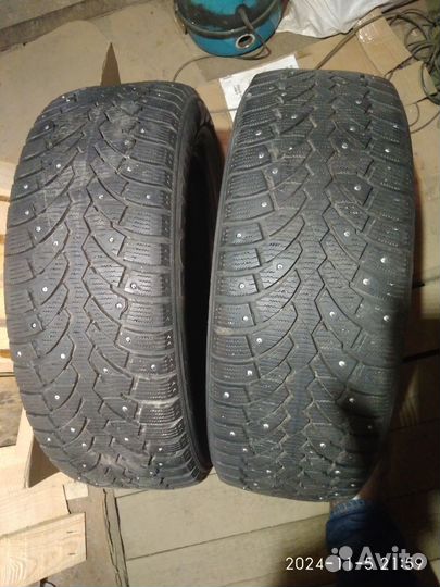 Pirelli Formula Ice 215/55 R17 98T