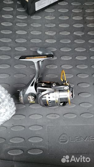 Катушка спиннинговая