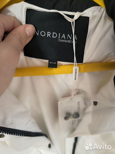 Пуховик женский