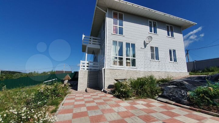 Дом 165 м² на участке 25,2 сот.