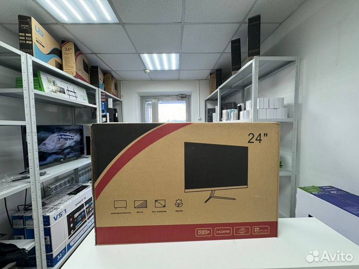 Новый изогнутый игровой монитор 24 дюйма