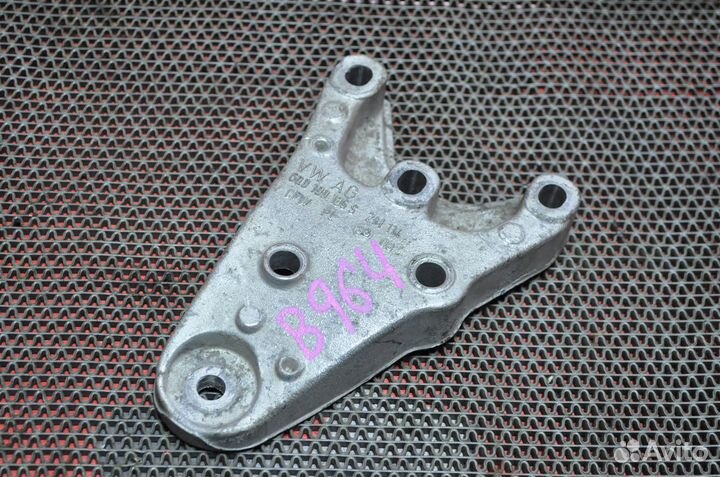 Кронштейн опоры двигателя skoda fabia 5J2