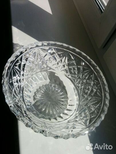 Ваза хрустальная