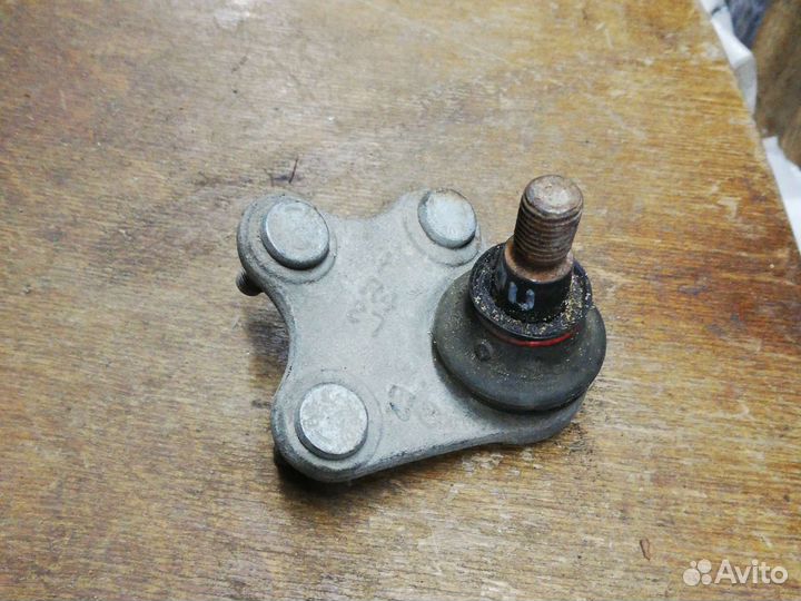 Шаровая опора фольксваген поло