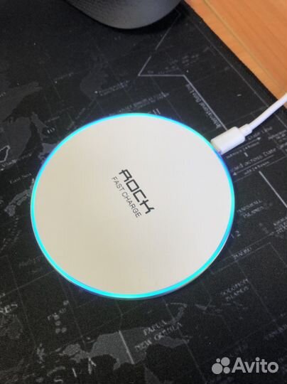 Беспроводная зарядка для телефона