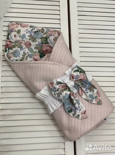 Конверт весенний на выписку для девочки