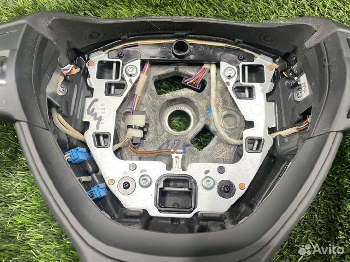 Руль Bmw 5 F10 N20B20 2011