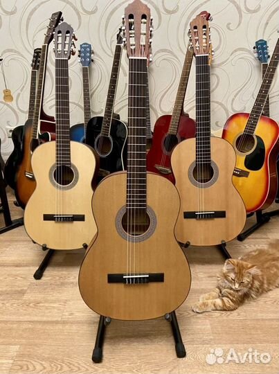 Гитара классическая
