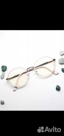 Очки с защитой от телефона и планшета