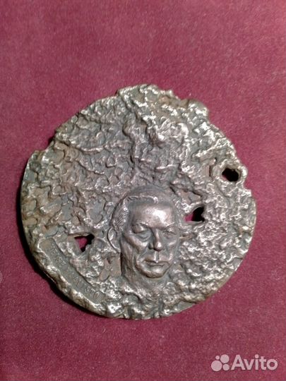 Необычная художественная медаль Helge Haavisto