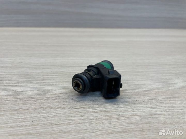 Форсунка топливная Renault Duster