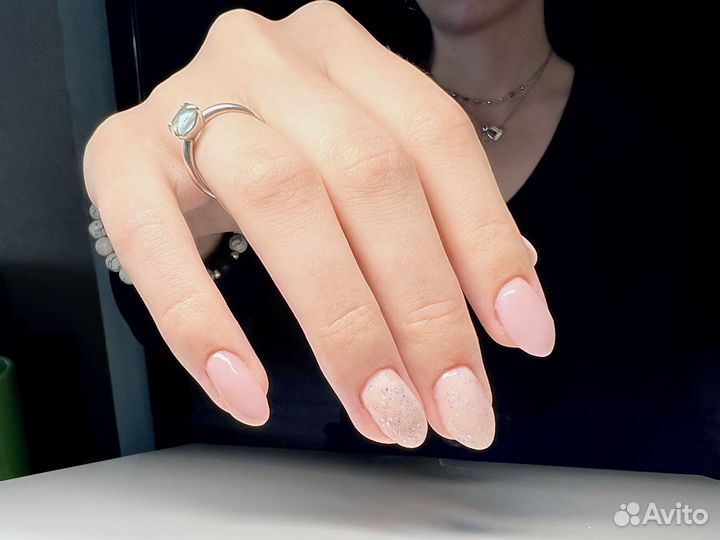 Маникюр с покрытием гель-лак