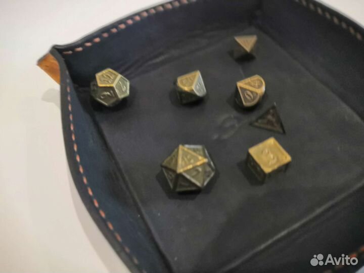 Дайстрей для кубиков из натуральной кожи