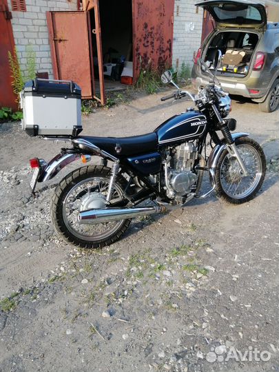 Мотоцикл Honda CB400SS