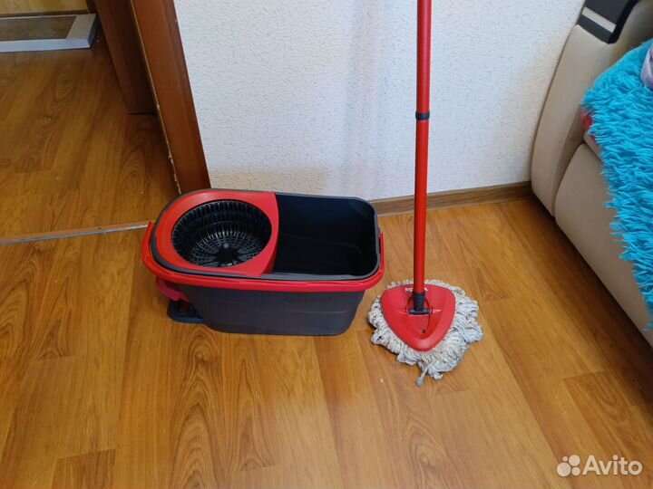 Швабра с ведром и отжимом vileda