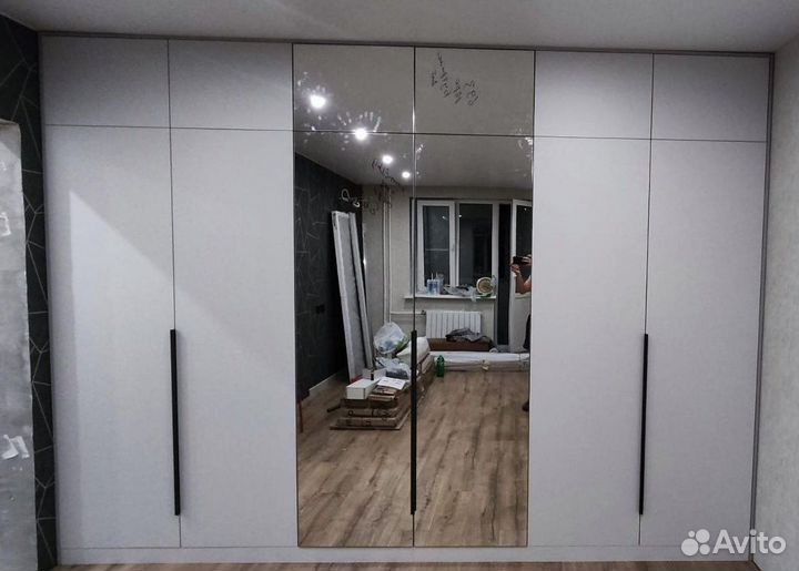 Шкаф отличного качества, только на заказ