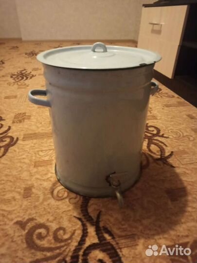 Бак с краном