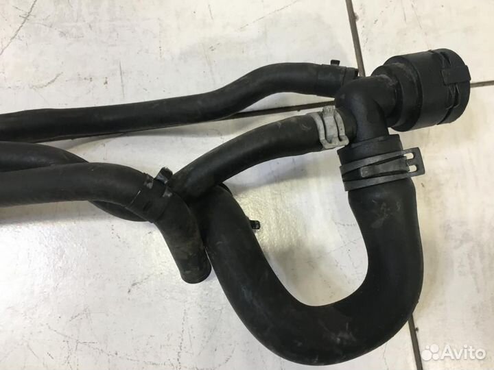 Трубка системы охлаждения Volkswagen Golf 7 5G1 MK