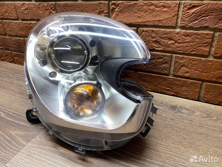 Фара правая Mini Countryman