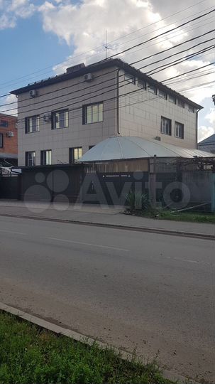 Гостиница, 560 м²