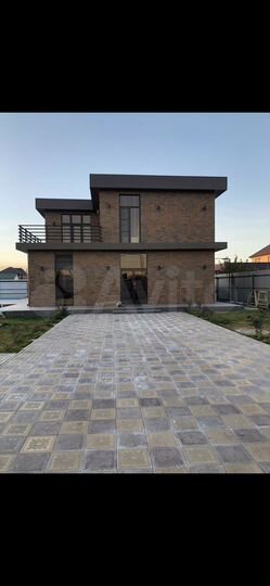 Коттедж 205 м² на участке 9 сот.