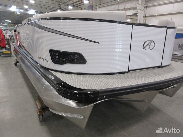 Понтонный катер Avalon LSZ Quad Lounge 26