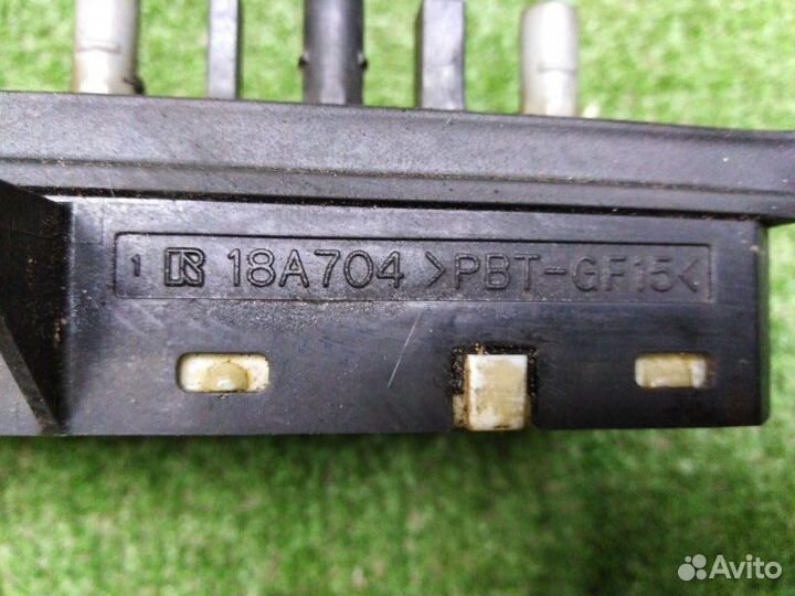 Блок управления сидением передний правый Toyota