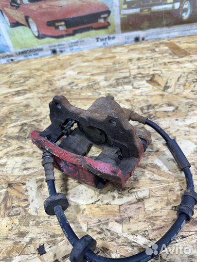 Суппорт передний Фиат Альбеа