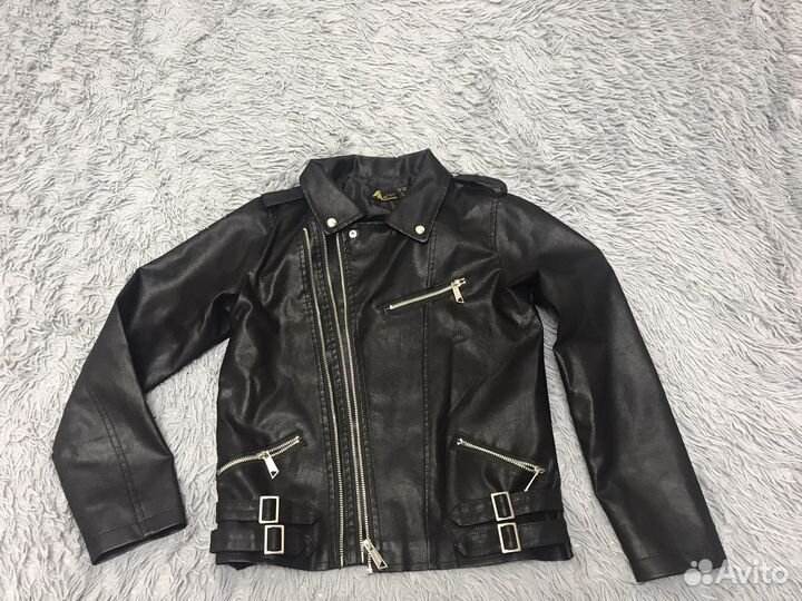 Кожанная куртка для девочки р.158