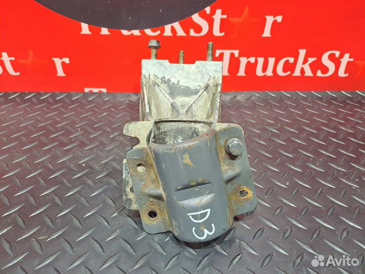 Кронштейн крыла заднего