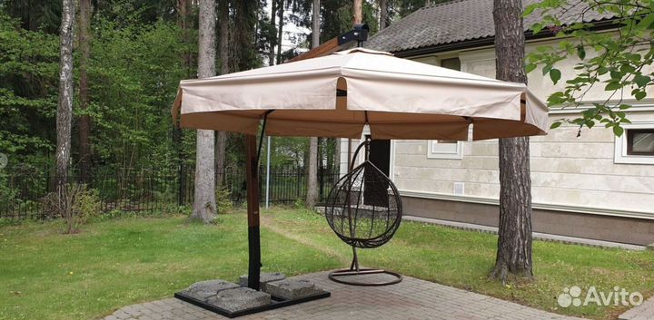Большой зонт на боковой опоре для дачи 3x4