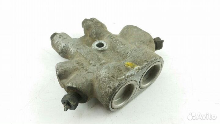 Регулятор тормозных усилий Nissan R'nessa N30 SR20