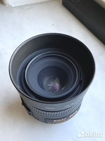 Объектив nikon 35 mm 1.8