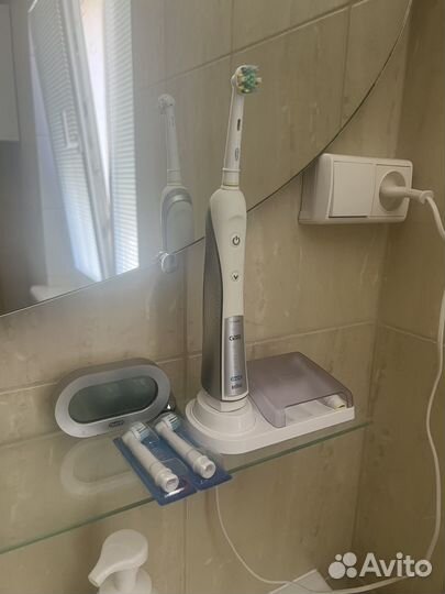 Зубная щетка oral b