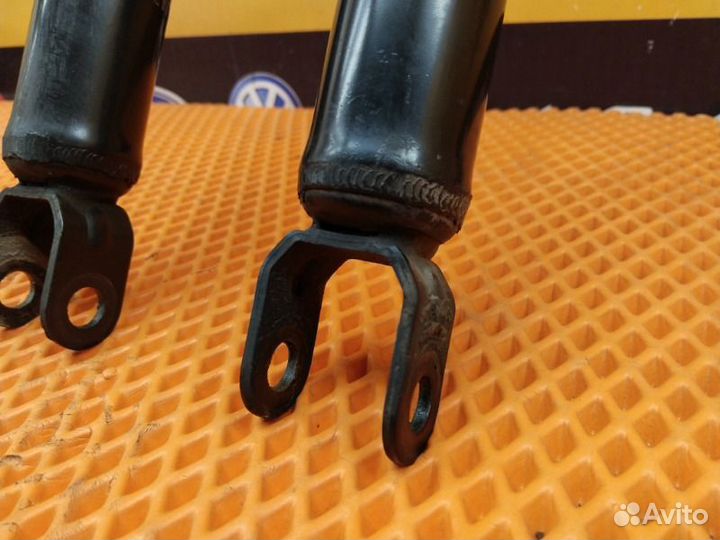 Амортизаторы задние Kia Ceed 1 ED G4GC 2008