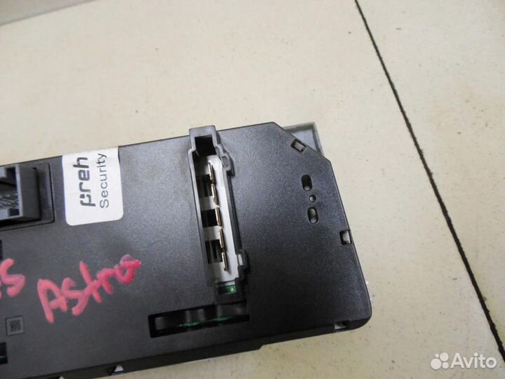 Блок управления отопителем Astra H / Family 2004-2