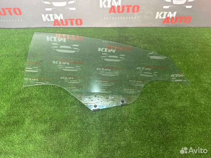 Стекло передней правой двери LADA X-Ray Cross 1.6