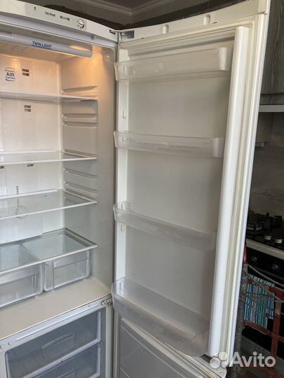 Холодильник ноуфрост