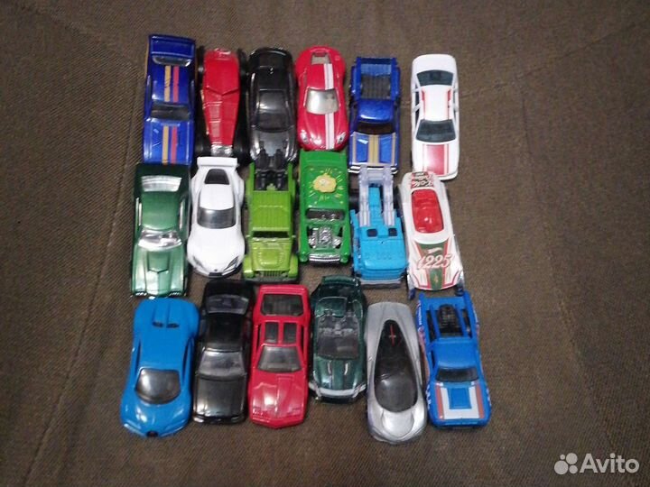 Hot wheels машинки