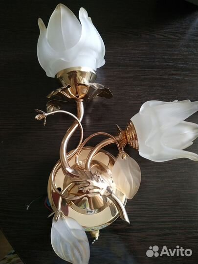 Настенный светильник бра