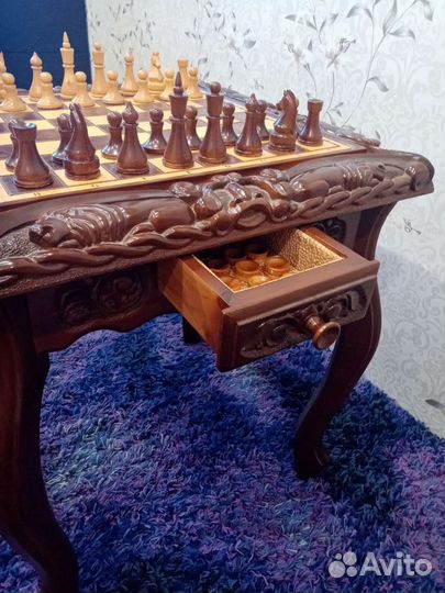 Стол нарды, шахматы