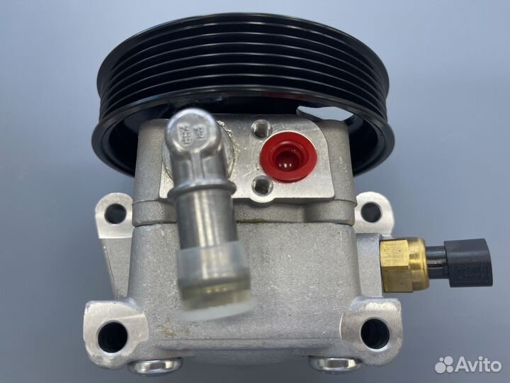 Насос гура для Ford Focus 3 1758113 новый